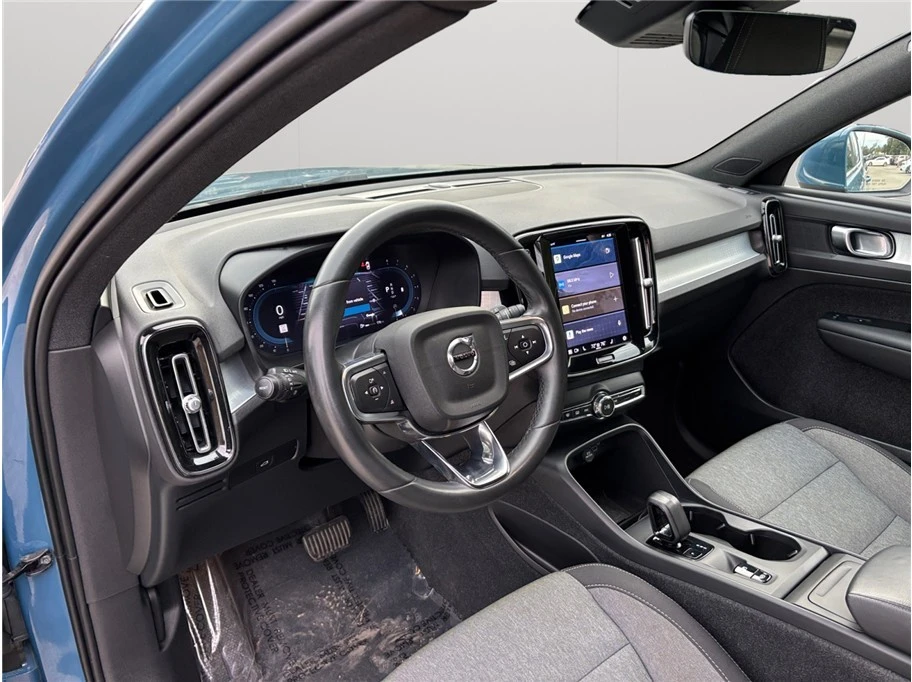 2024 Volvo XC40 - Image 5 of 21