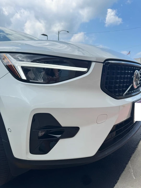 2024 Volvo XC40 - Image 18 of 20