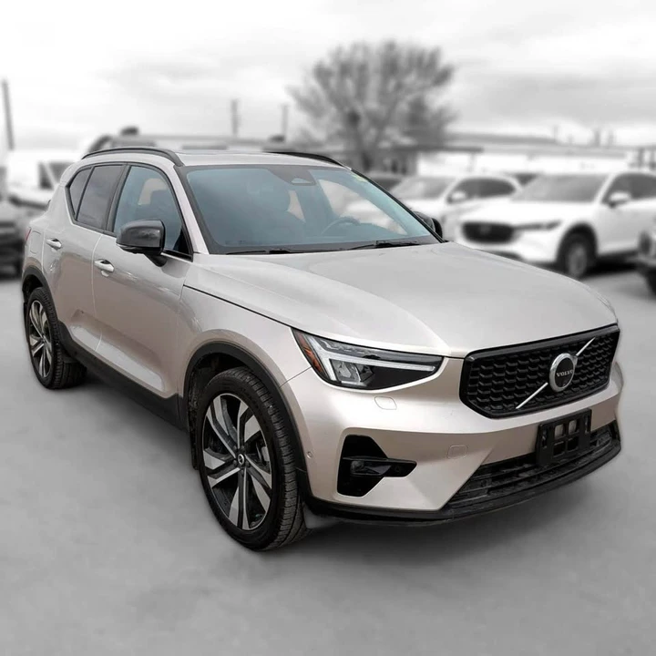 2024 Volvo XC40 - Image 3 of 16