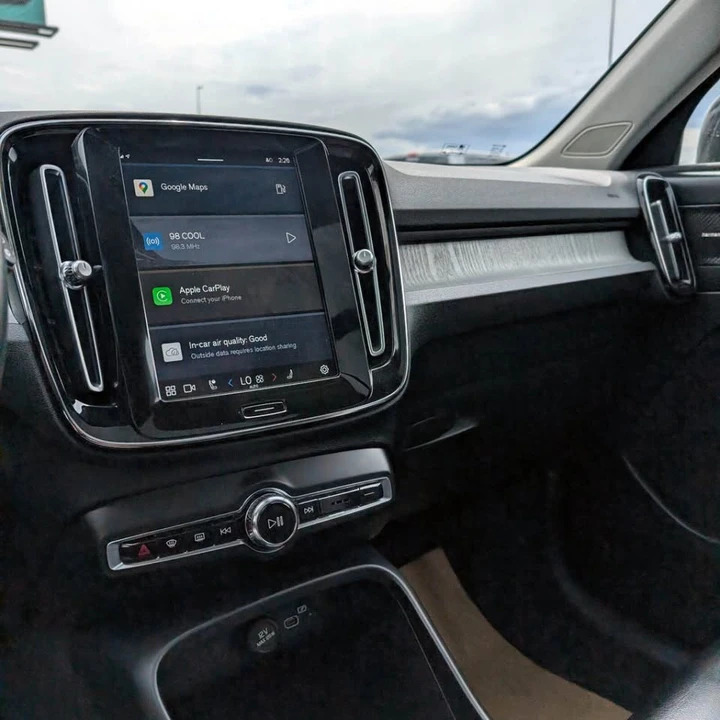 2024 Volvo XC40 - Image 15 of 16
