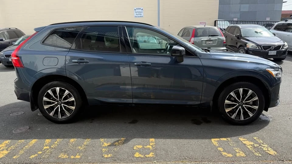 2024 Volvo XC60 2nd Gen - Image 8 of 17