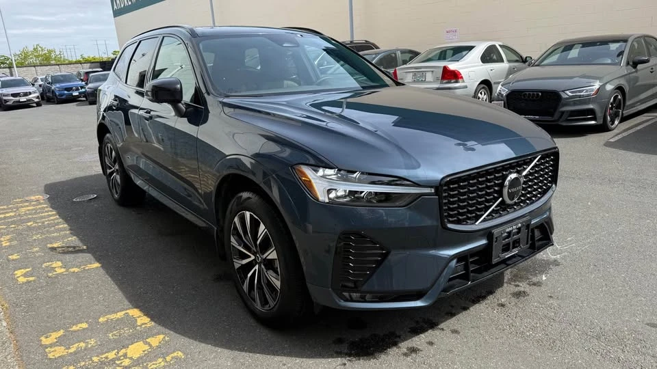 2024 Volvo XC60 2nd Gen - Image 9 of 17