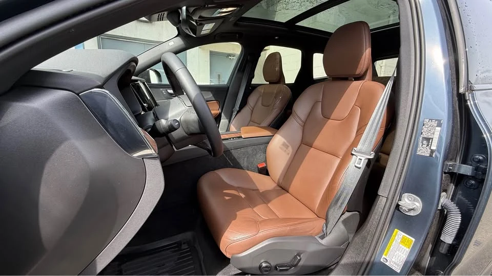2024 Volvo XC60 2nd Gen - Image 10 of 17