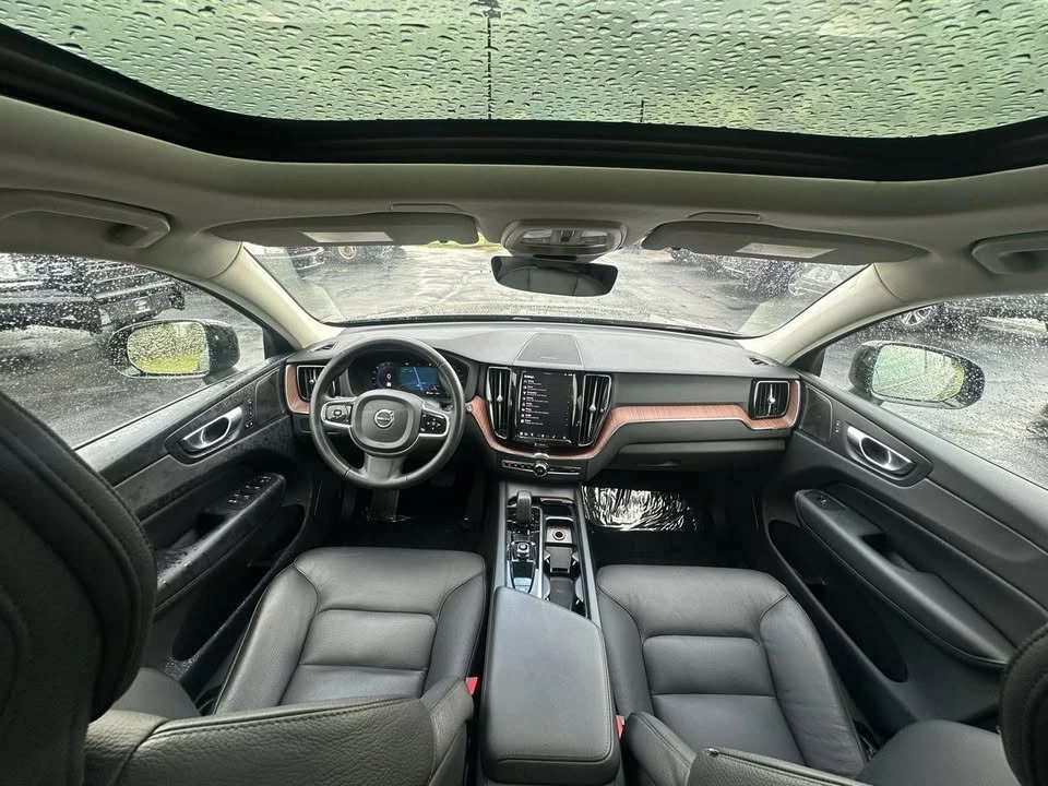 2024 Volvo XC60 2nd Gen - Image 13 of 20