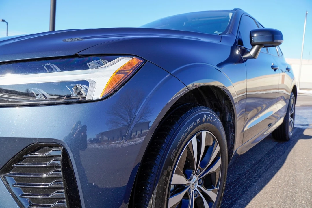2024 Volvo XC60 2nd Gen - Image 18 of 21