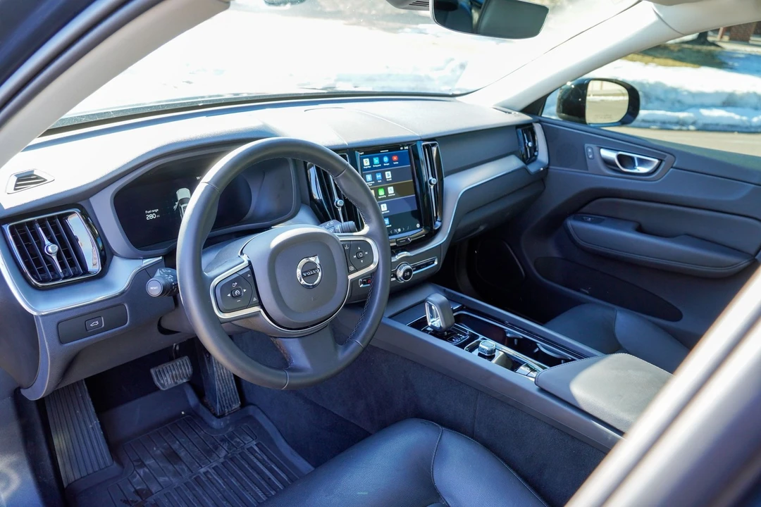 2024 Volvo XC60 2nd Gen - Image 11 of 21