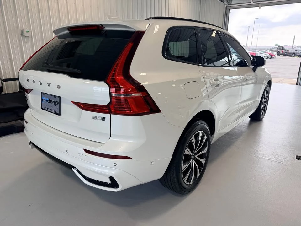 2024 Volvo XC60 2nd Gen - Image 3 of 19