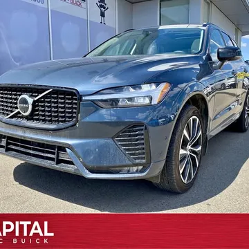 2024 Volvo XC60 Plus Dark Theme