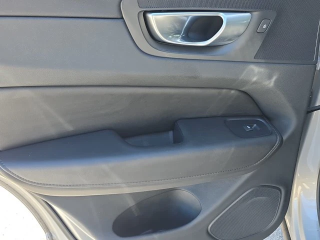 2024 Volvo XC60 2nd Gen - Image 14 of 20