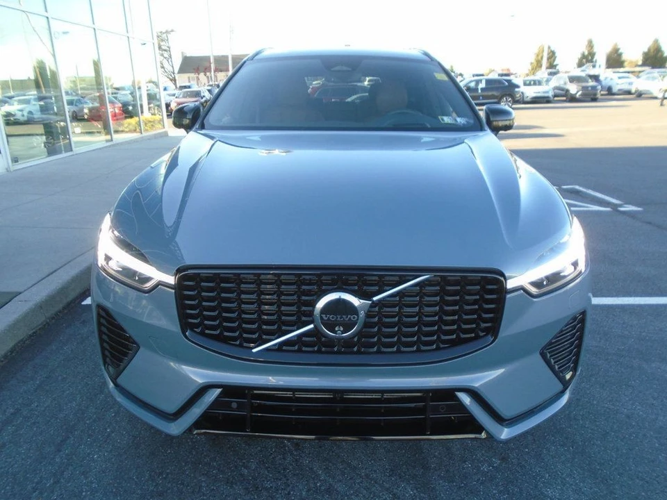 2024 Volvo XC60 2nd Gen - Image 10 of 12