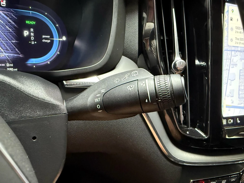 2024 Volvo XC60 2nd Gen - Image 17 of 21