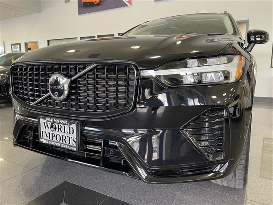 2024 Volvo XC60 2nd Gen - Image 11 of 31