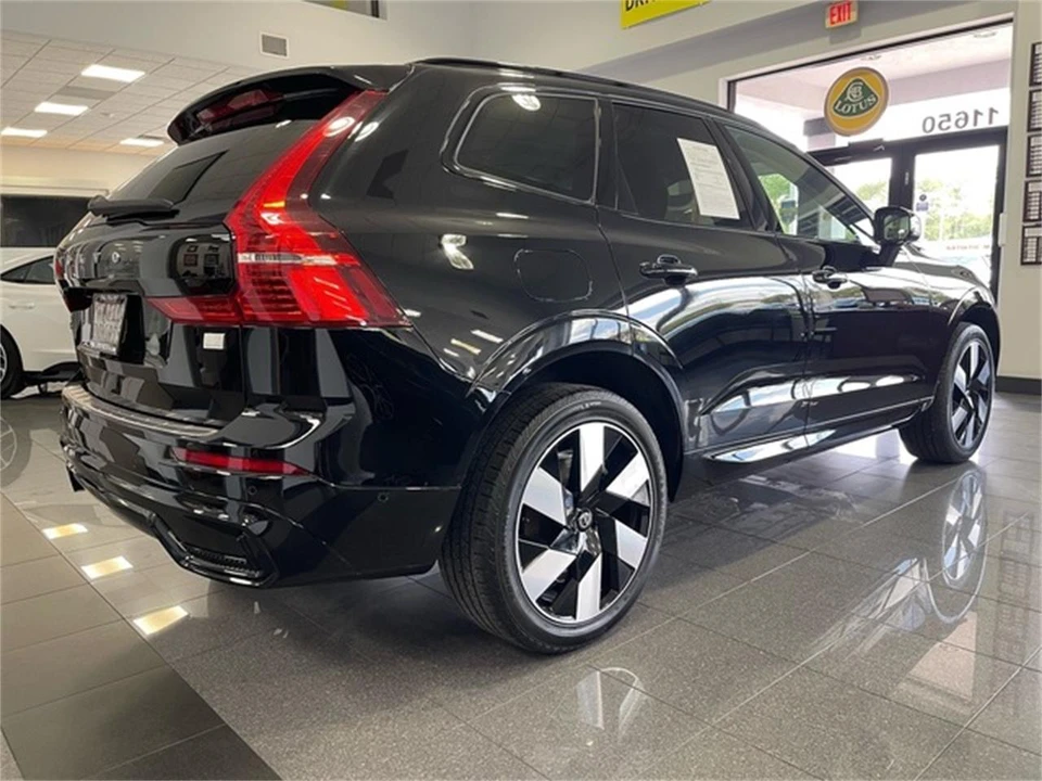 2024 Volvo XC60 2nd Gen - Image 5 of 31