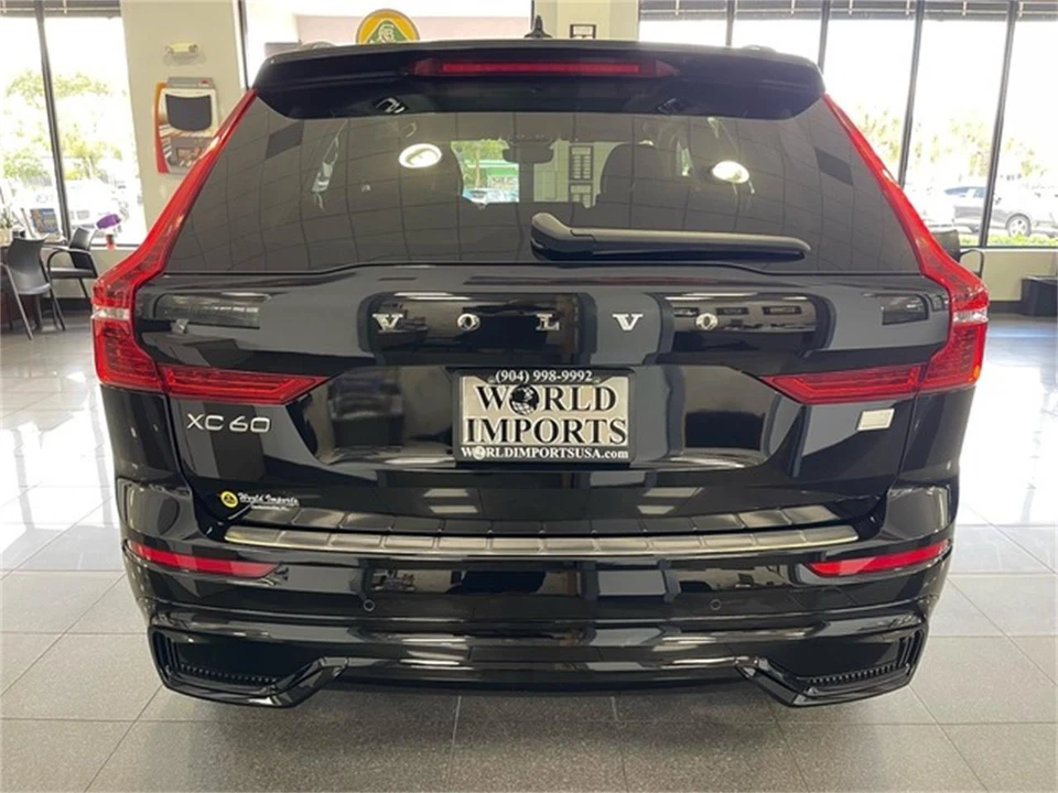 2024 Volvo XC60 2nd Gen - Image 4 of 31