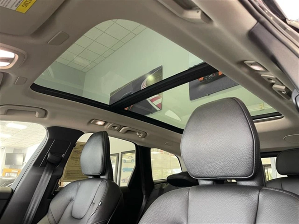 2024 Volvo XC60 2nd Gen - Image 26 of 31