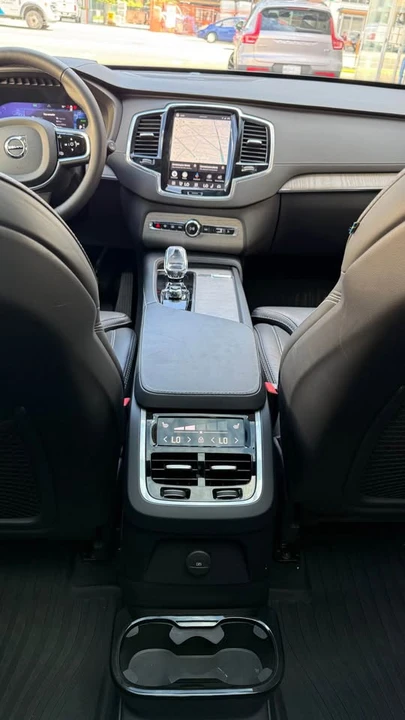 2024 Volvo XC90 2nd Gen - Image 18 of 20