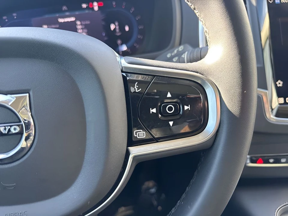 2024 Volvo XC90 2nd Gen - Image 18 of 21