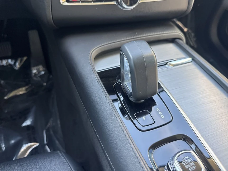2024 Volvo XC90 2nd Gen - Image 19 of 21