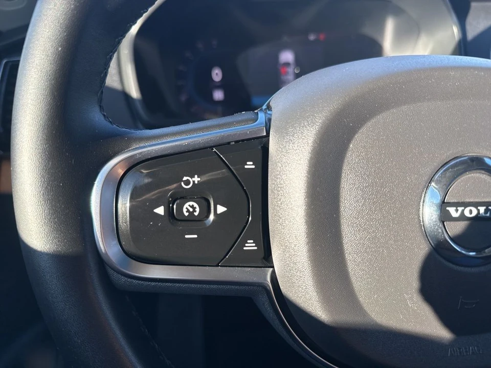 2024 Volvo XC90 2nd Gen - Image 17 of 21