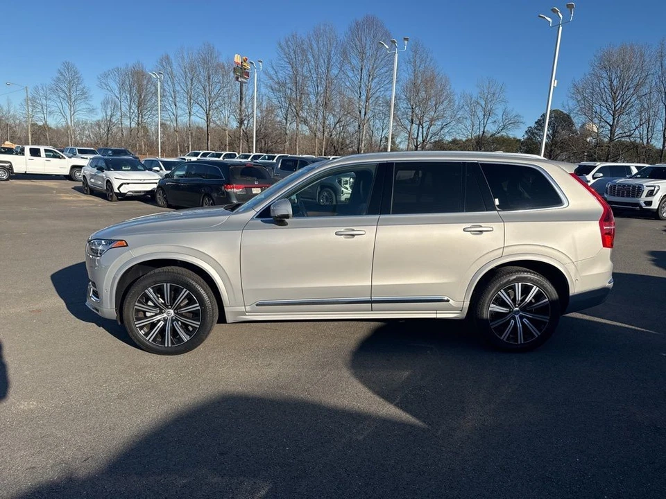 2024 Volvo XC90 2nd Gen - Image 2 of 12
