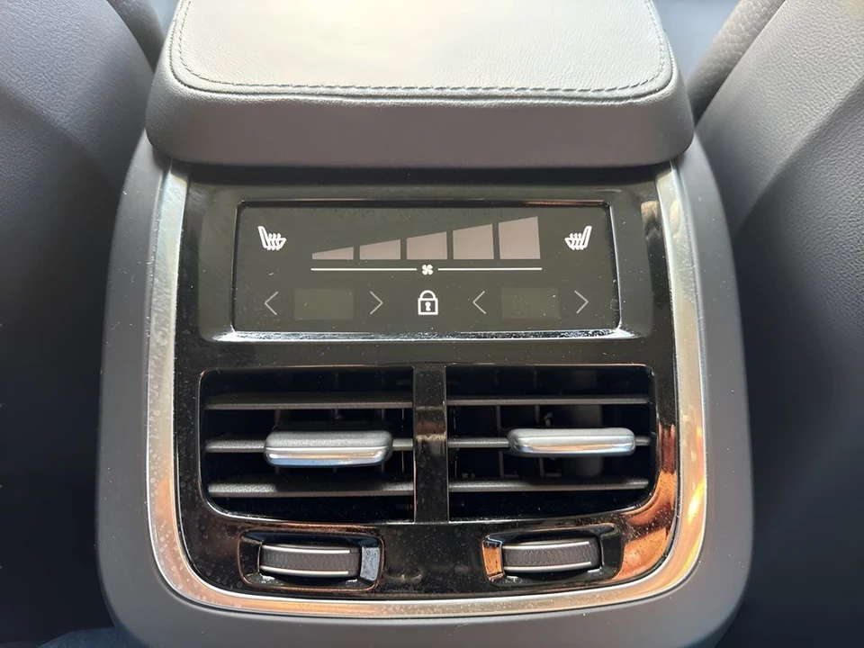 2024 Volvo XC90 2nd Gen - Image 13 of 21