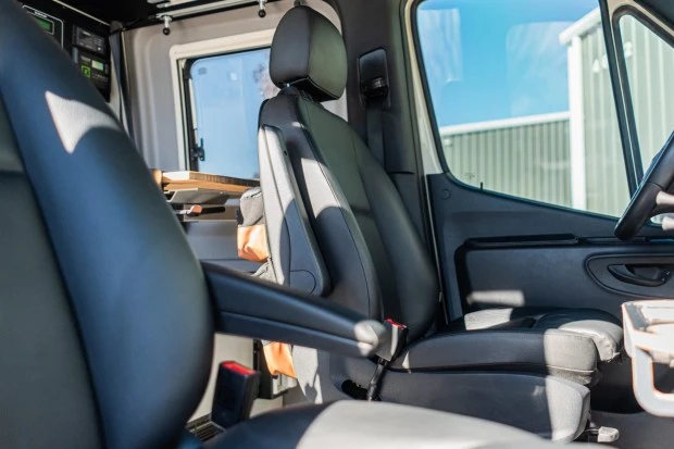 2024 Winnebago - Image 5 of 10
