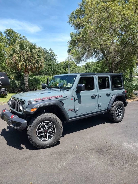 2024 Jeep JL Wrangler - Image 3 of 7
