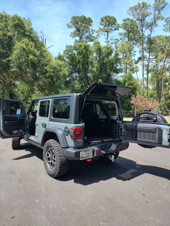 2024 Jeep JL Wrangler - Image 7 of 7