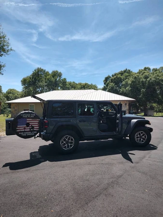 2024 Jeep JL Wrangler - Image 6 of 7