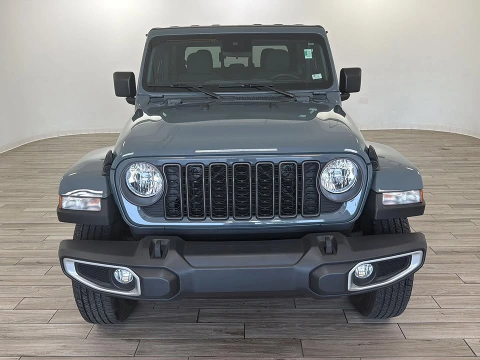 2024 Jeep JT Gladiator - Image 2 of 17