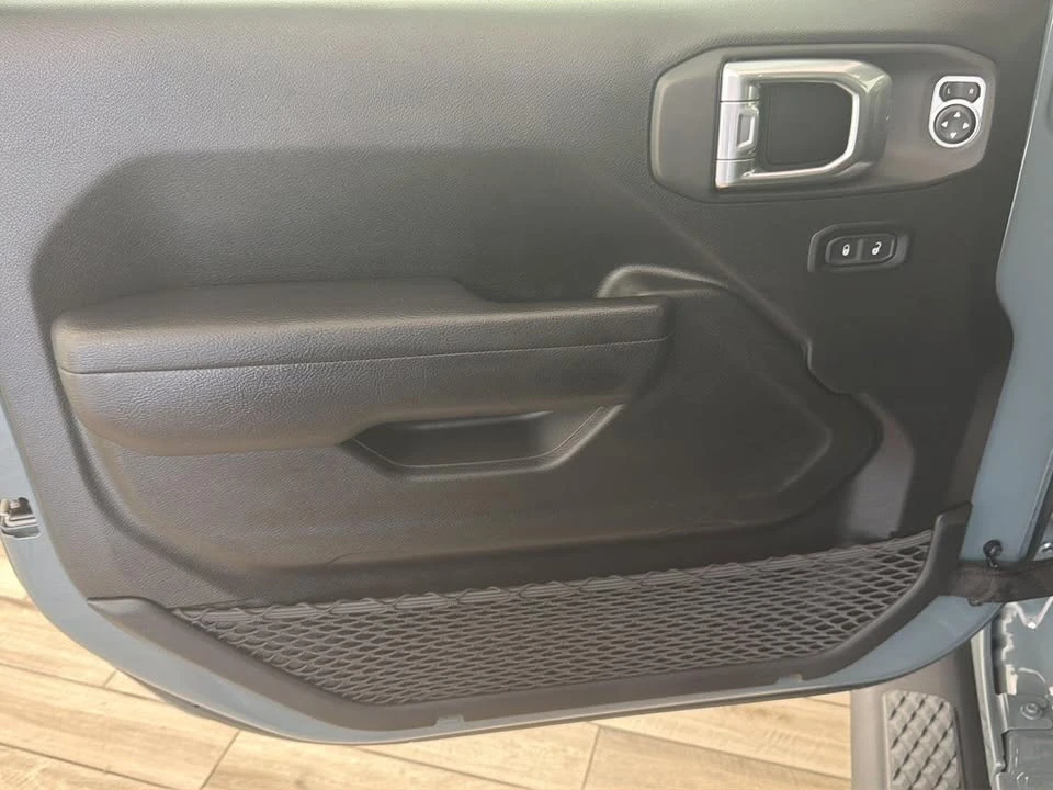 2024 Jeep JT Gladiator - Image 12 of 17