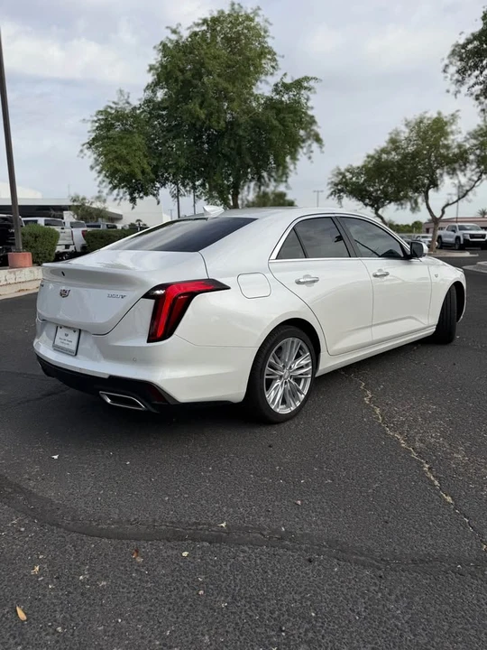 2025 Cadillac CT4 - Image 5 of 13