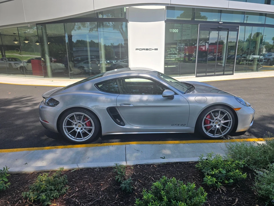 2025 Porsche 718 Cayman GTS 4.0 - Image 6 of 16