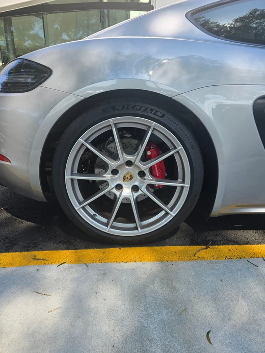 2025 Porsche 718 Cayman GTS 4.0 - Image 10 of 16