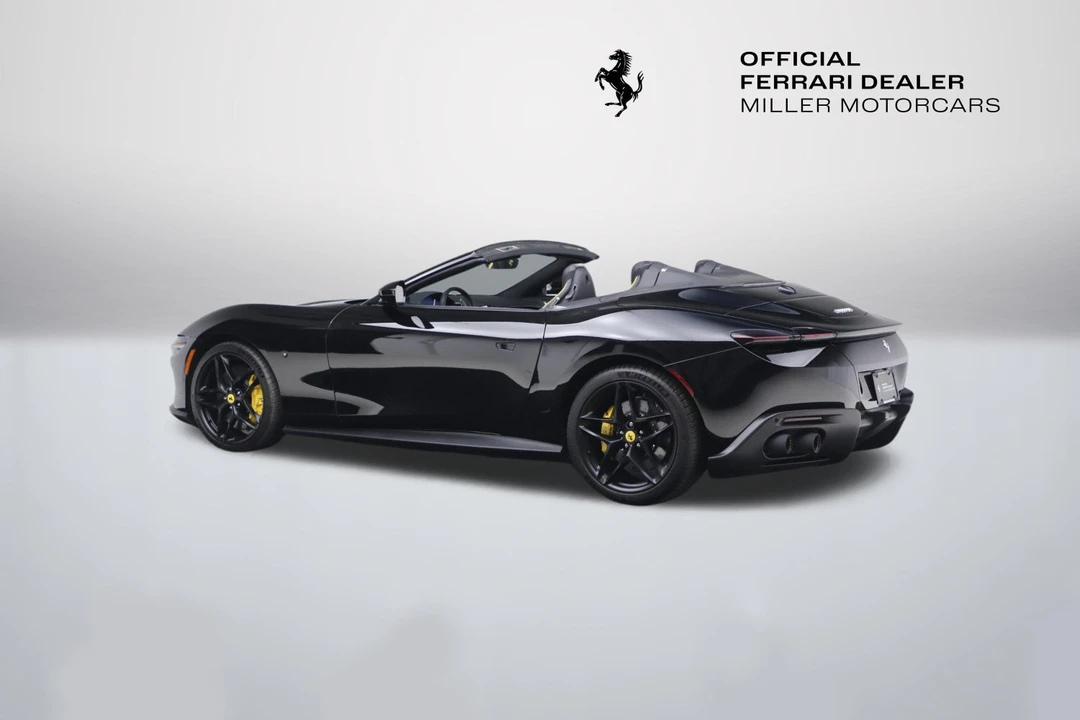 2025 Ferrari Roma Spider - Image 4 of 6
