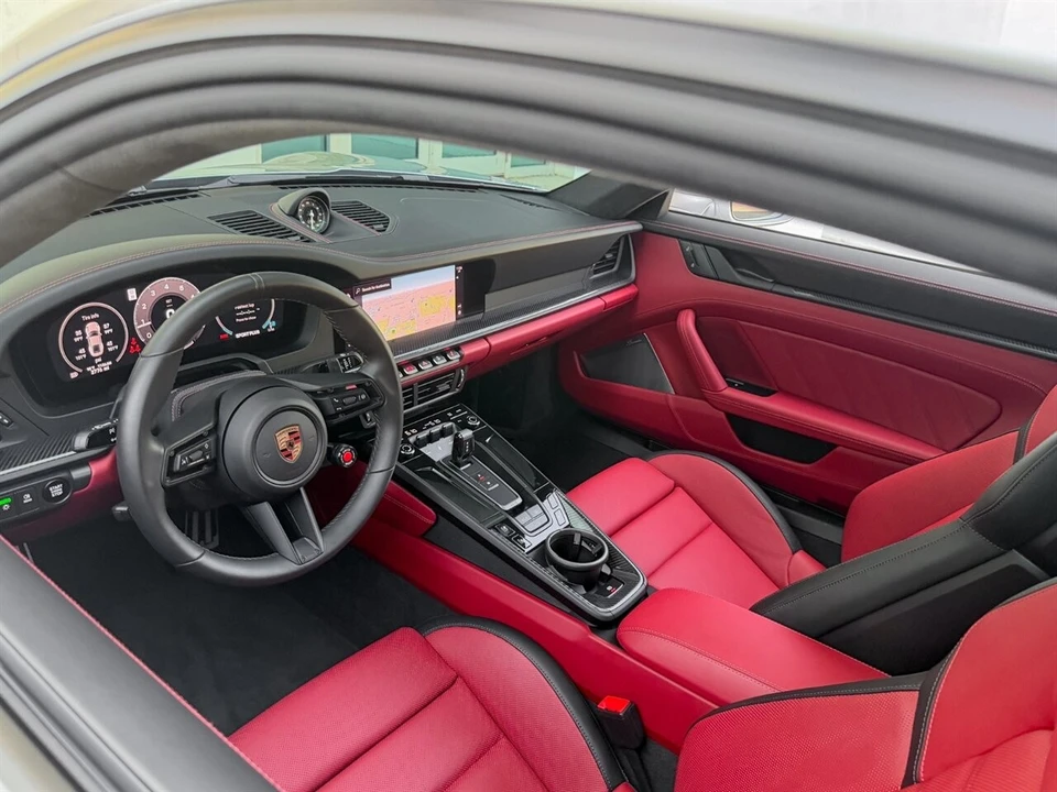 2025 Porsche 911 - Image 2 of 4