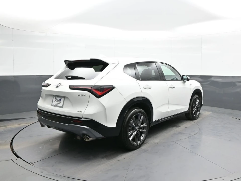 2025 Acura ADX - Image 6 of 21