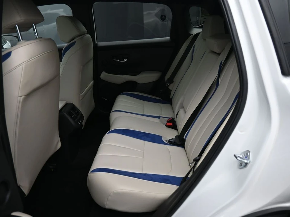 2025 Acura ADX - Image 21 of 21