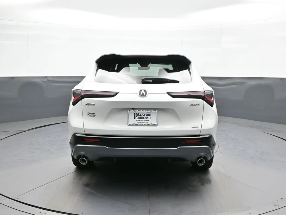 2025 Acura ADX - Image 7 of 21