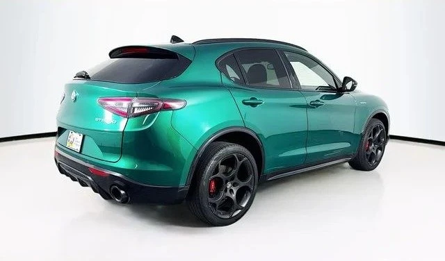 2025 Alfa Romeo Stelvio - Image 7 of 20