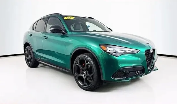 2025 Alfa Romeo Stelvio Veloce