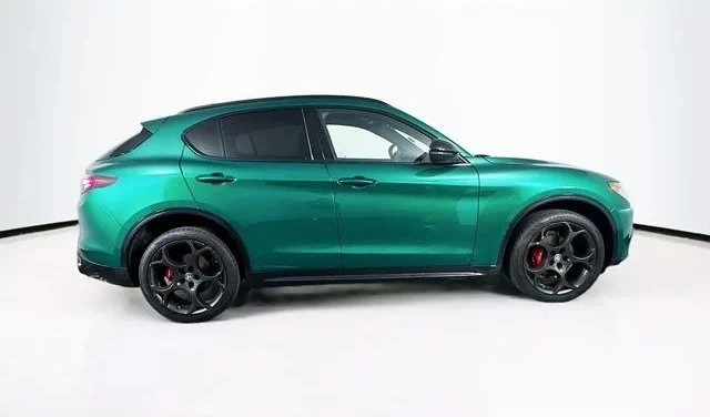 2025 Alfa Romeo Stelvio - Image 8 of 20