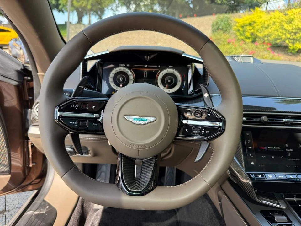 2025 Aston Martin Vanquish 3rd Gen - Image 19 of 21
