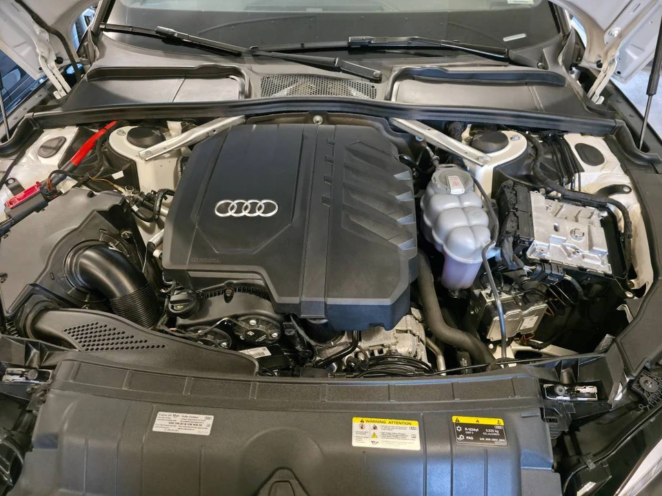 2025 Audi B10 A5 - Image 9 of 22