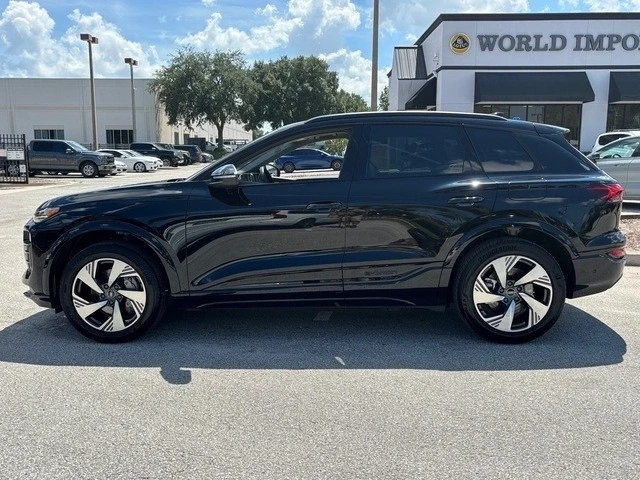2025 Audi Q6 e-tron - Image 9 of 21