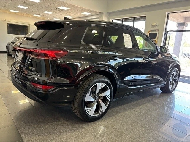 2025 Audi Q6 e-tron - Image 4 of 21