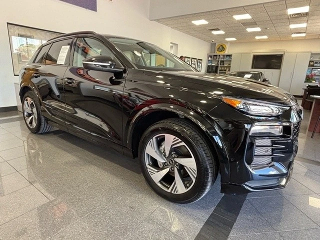 2025 Audi Q6 e-tron - Image 5 of 21