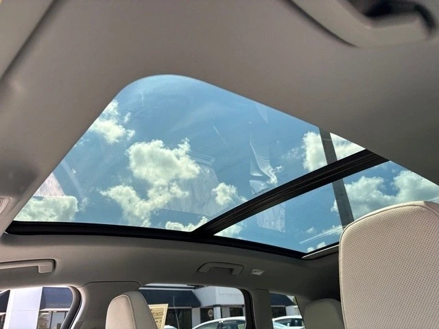 2025 Audi Q6 e-tron - Image 12 of 21