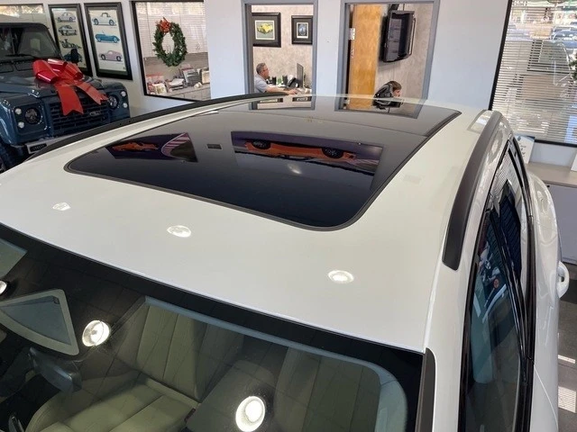 2025 Audi Q6 e-tron - Image 10 of 12