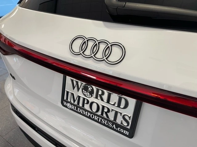 2025 Audi Q6 e-tron - Image 21 of 21